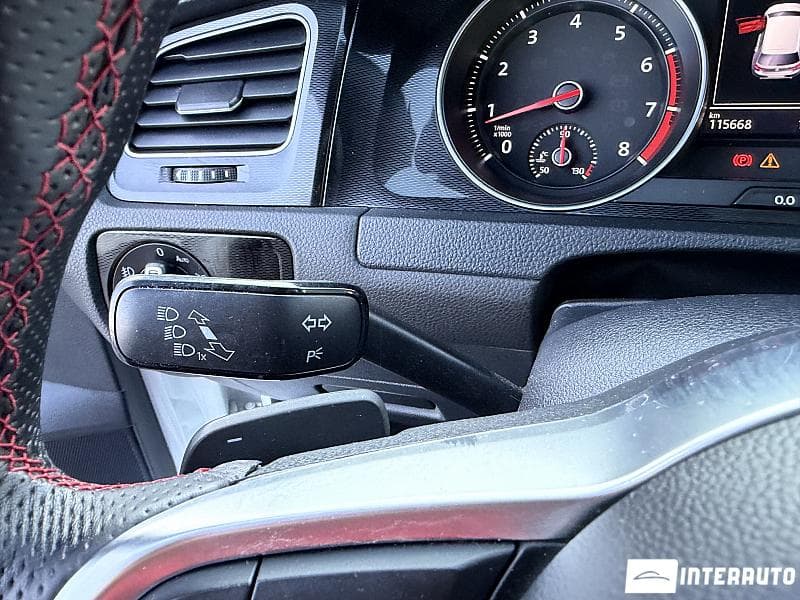 2015 Volkswagen Golf GTI — Miniatură 17