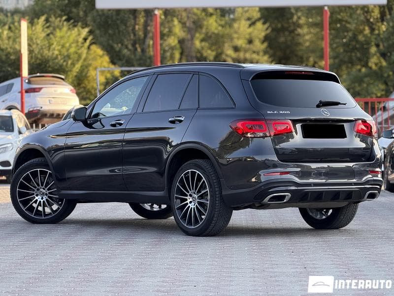 2020 Mercedes GLC 300 — Miniatură 3