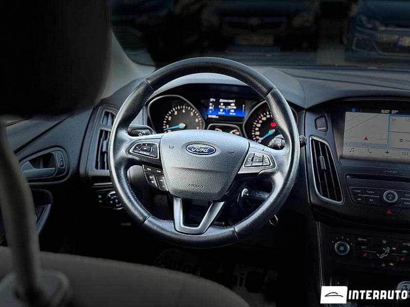 2017 Ford Focus — Miniatură 8