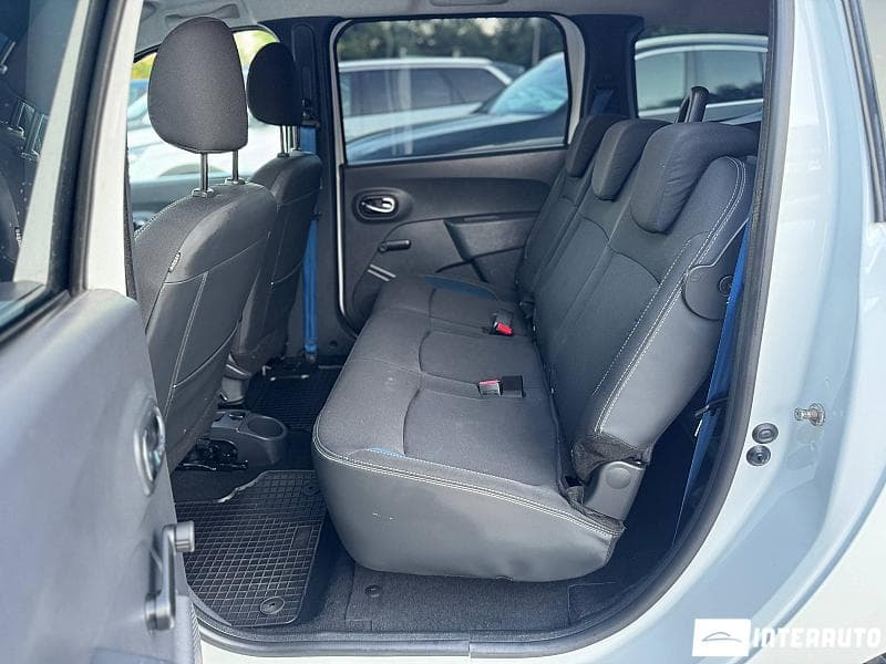 2016 Dacia Lodgy — Miniatură 14