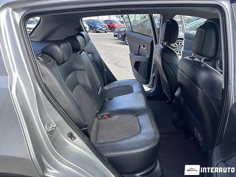 2011 Kia Sportage — Miniatură 11
