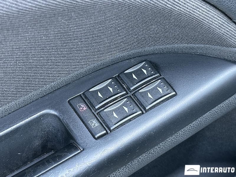 2004 Ford Mondeo — Miniatură 16