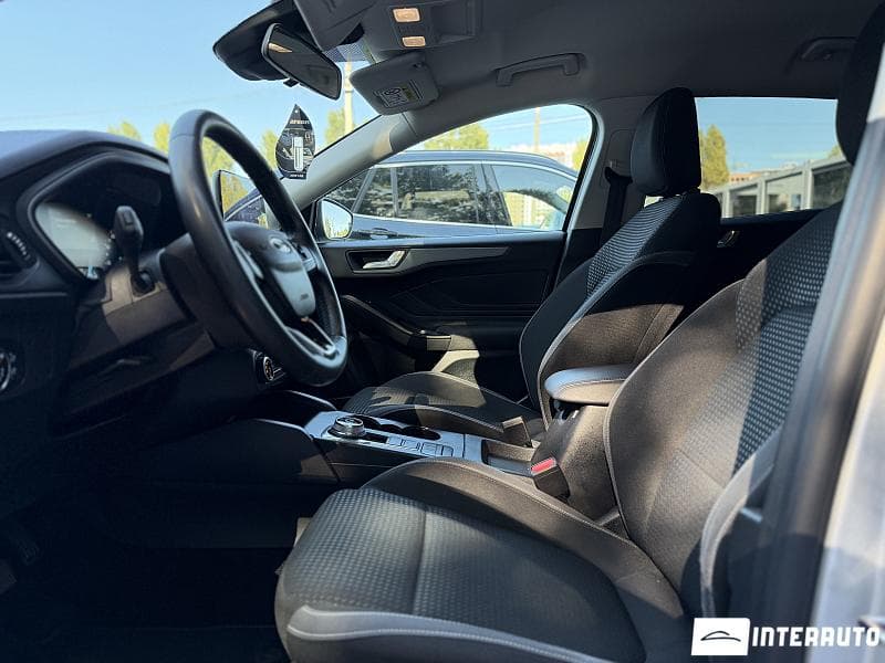 2022 Ford Focus — Miniatură 6