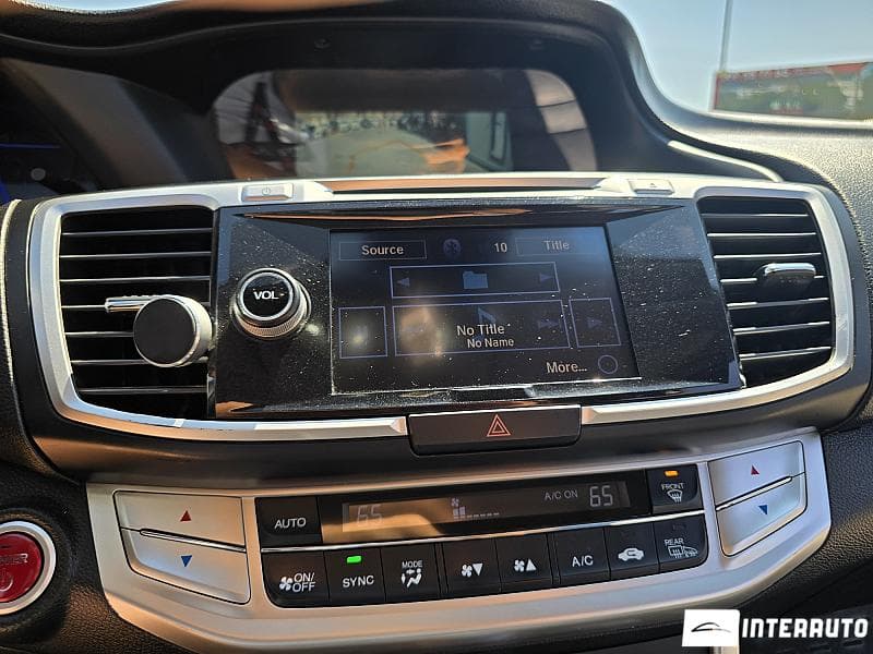 2015 Honda Accord — Miniatură 10