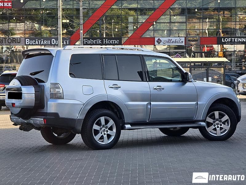 2007 Mitsubishi Pajero — Miniatură 3