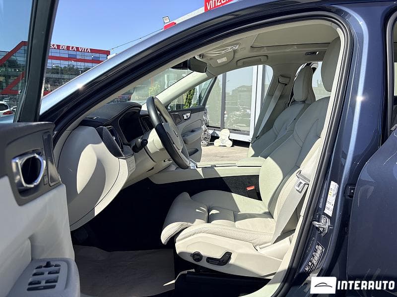 2020 Volvo XC 60 — Miniatură 5