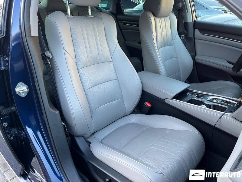 2019 Honda Accord — Miniatură 8