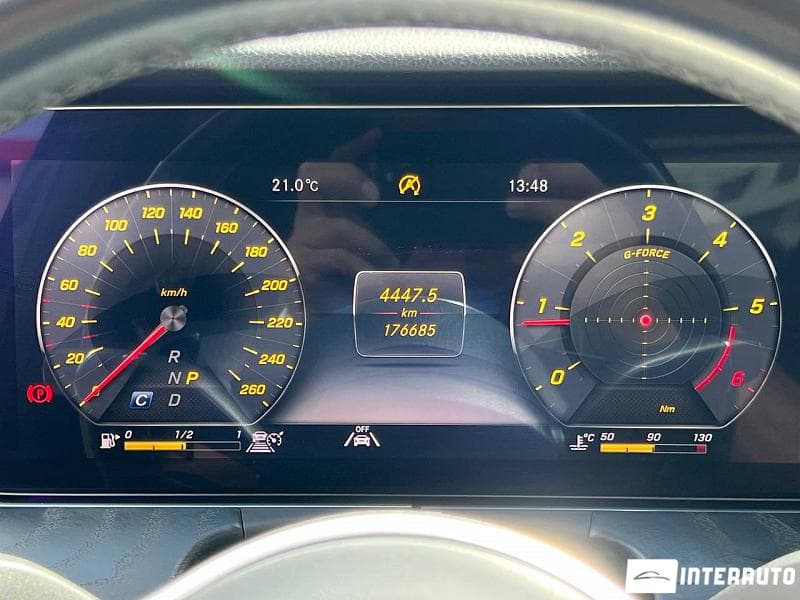 2019 Mercedes E 220 — Miniatură 9