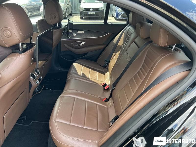 2019 Mercedes E 220 — Miniatură 22