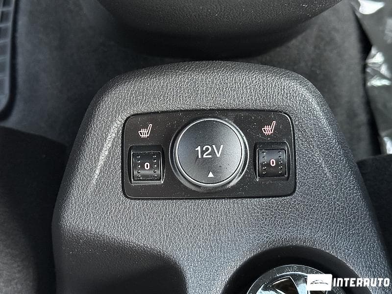 Ford Tourneo Connect 2017 — Миниатюра 18