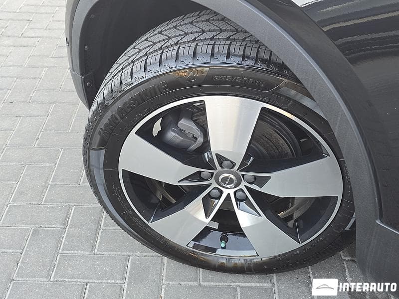 Volvo XC 40 2019 — Миниатюра 18