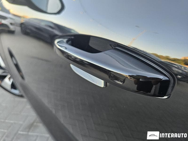 Volvo XC 40 2019 — Миниатюра 15