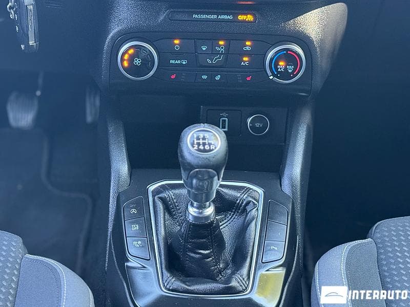 2018 Ford Focus — Miniatură 11