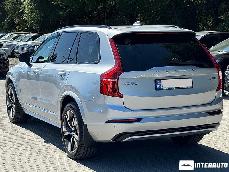 2021 Volvo XC 90 — Miniatură 4