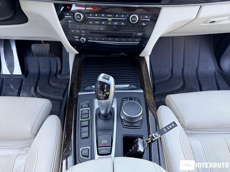 BMW X5 4.0e 2017 — Миниатюра 16