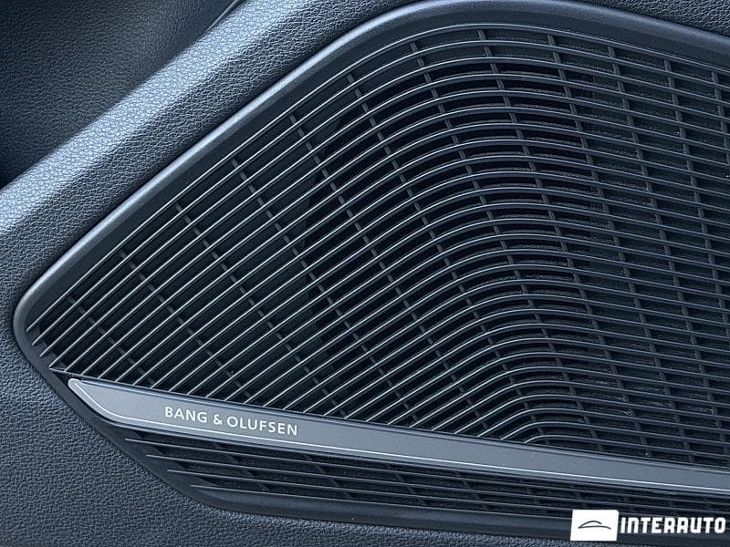 2016 Audi A4 — Miniatură 15