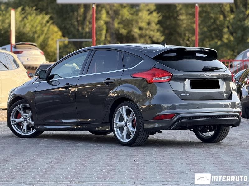 2015 Ford Focus — Miniatură 3