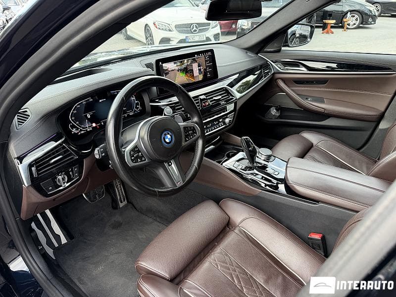 2022 BMW 530e — Miniatură 19