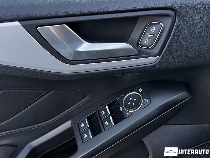 2021 Ford Focus — Miniatură 16