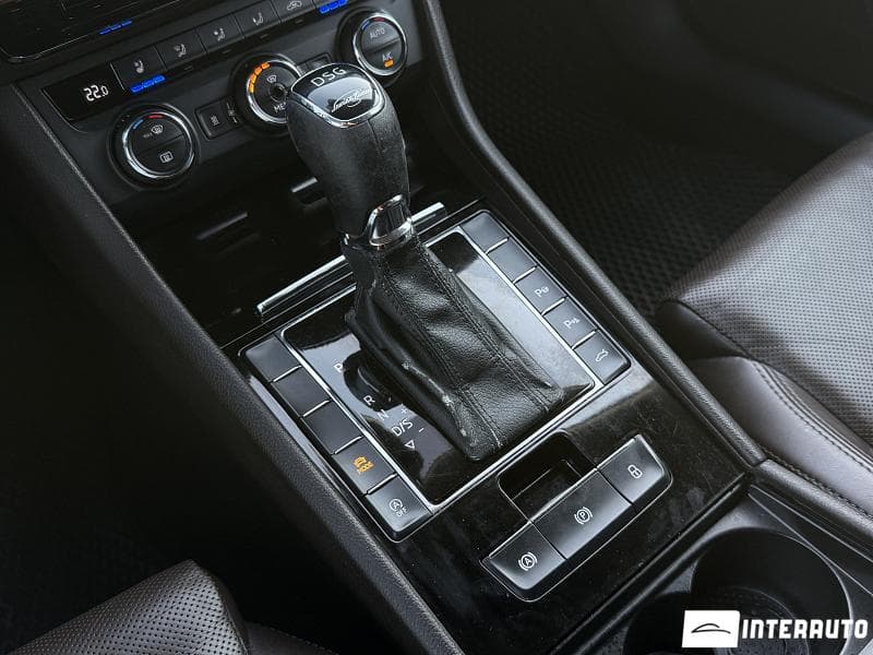 2016 Skoda Superb — Miniatură 17