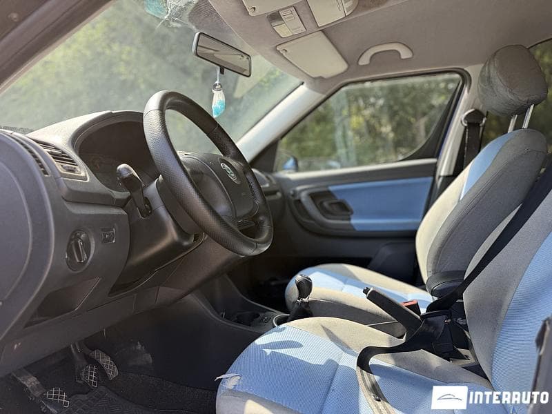 2008 Skoda Roomster — Miniatură 6