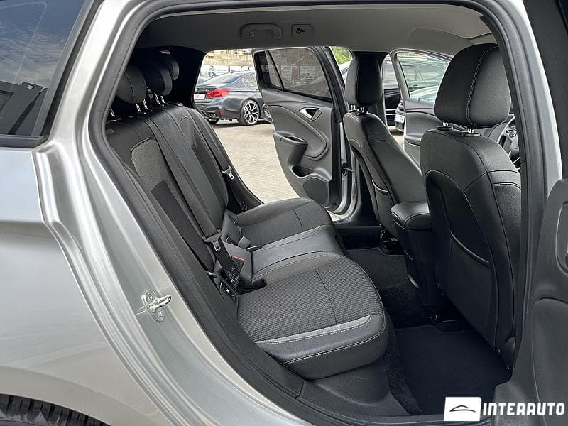 2021 Opel Astra — Miniatură 14