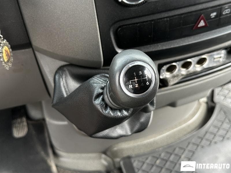2018 Mercedes Sprinter — Miniatură 11