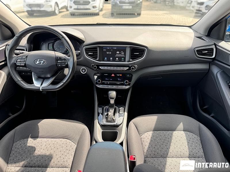 Hyundai Ioniq 2017 — Миниатюра 12