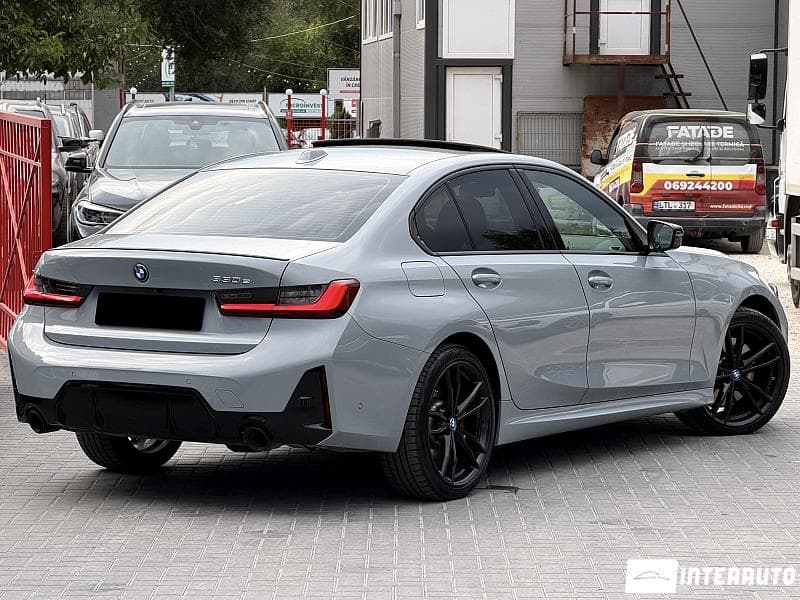 BMW 330E 2023 — Миниатюра 2