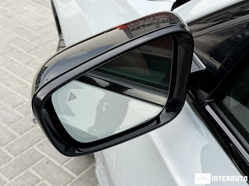 BMW 330E 2023 — Миниатюра 19