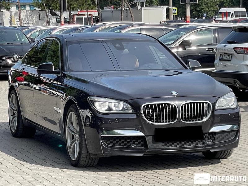 2013 BMW 750 — Miniatură 3