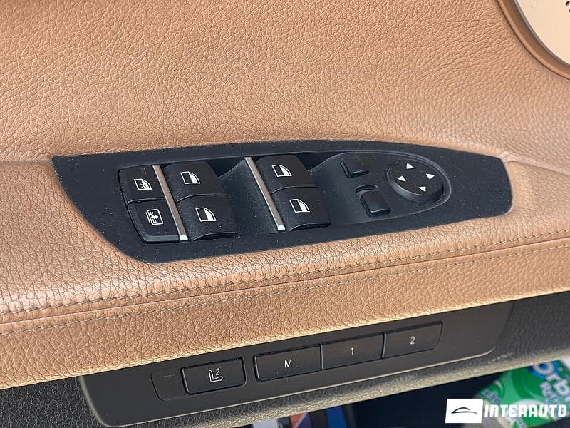 2013 BMW 750 — Miniatură 10