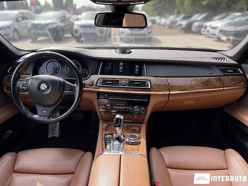 2013 BMW 750 — Miniatură 12