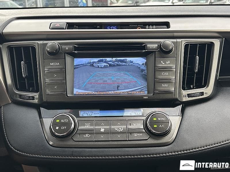 Toyota Rav-4 2015 — Миниатюра 12