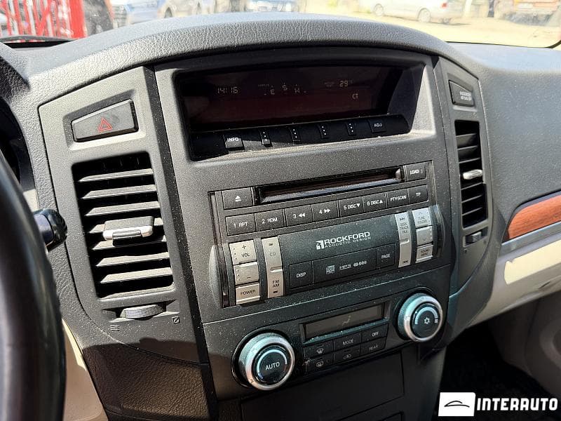 2007 Mitsubishi Pajero — Miniatură 10