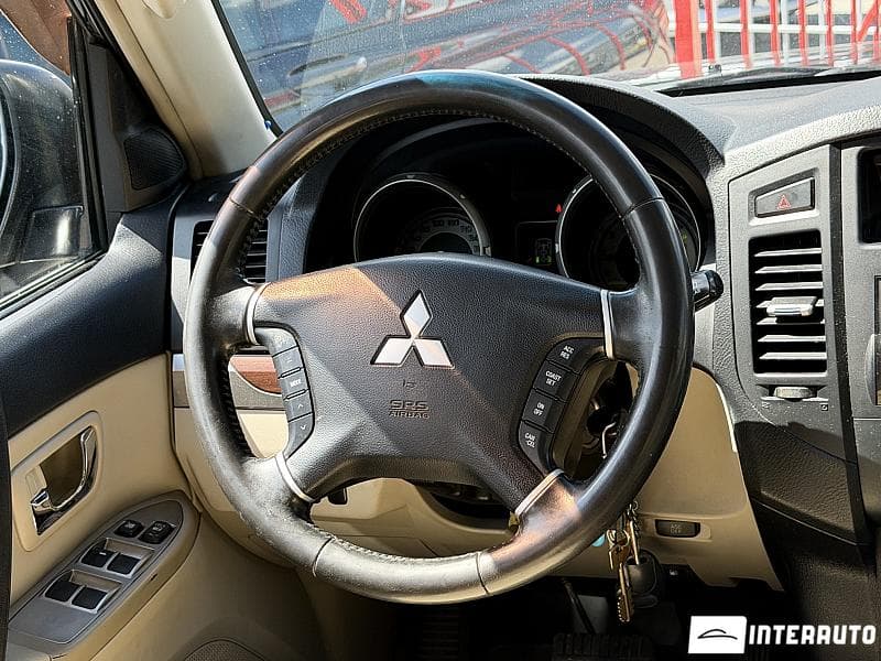 2007 Mitsubishi Pajero — Miniatură 7
