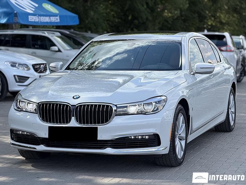 BMW 740e