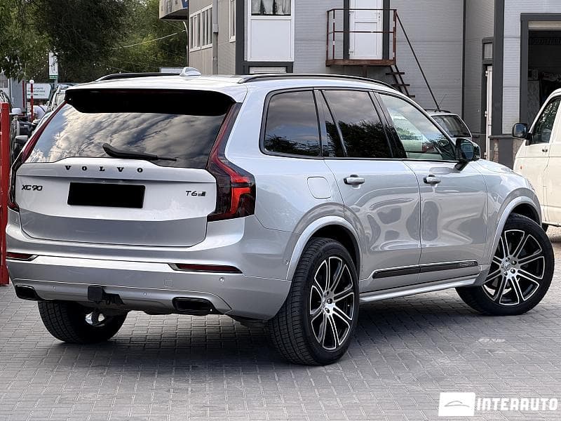2018 Volvo XC 90 — Miniatură 2