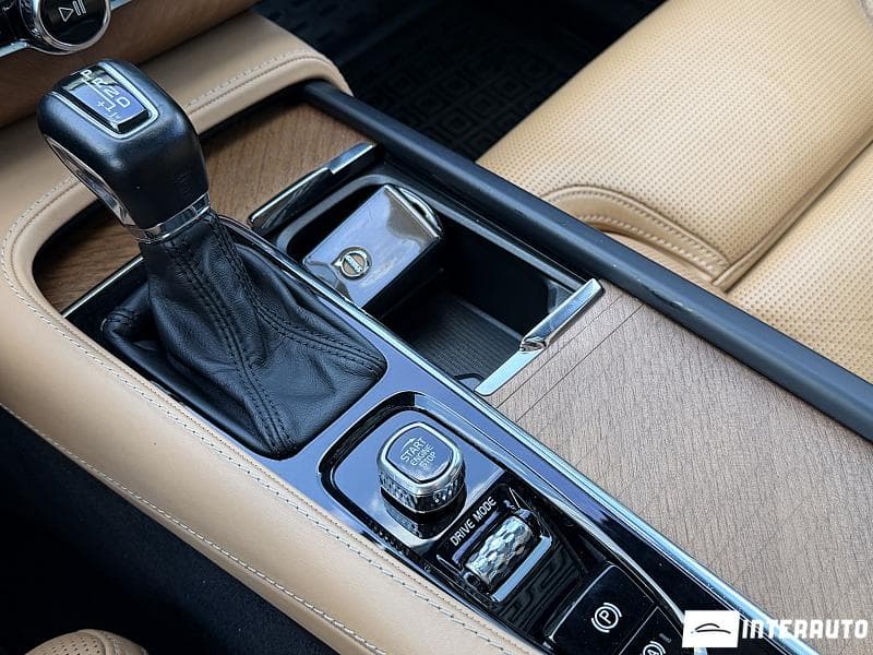 2018 Volvo XC 90 — Miniatură 16
