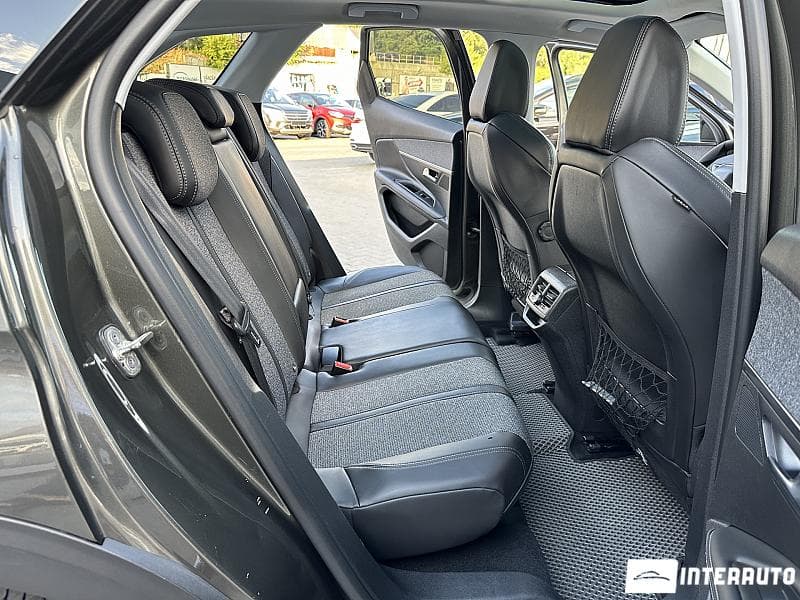 Peugeot 3008 2018 — Миниатюра 13