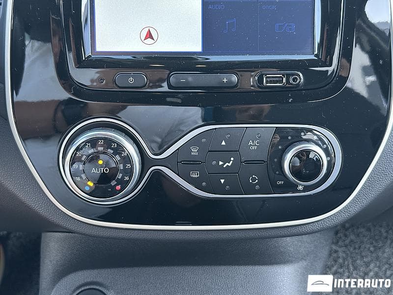Renault Captur 2017 — Миниатюра 10