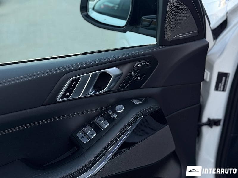 BMW X7 4.0d 2023 — Миниатюра 20