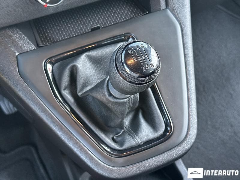 2023 Renault Kangoo — Miniatură 11