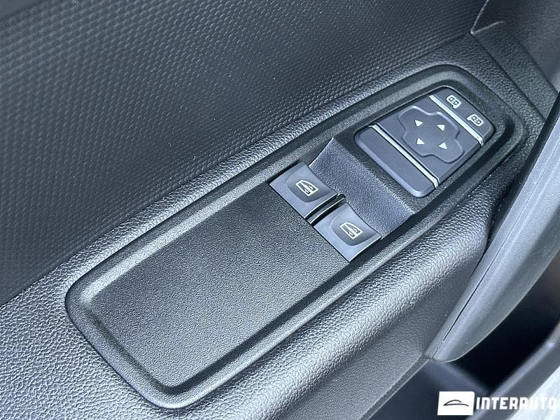 2023 Renault Kangoo — Miniatură 17