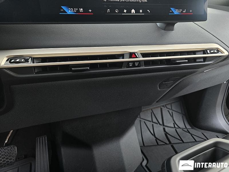 BMW iX xDrive50 2024 — Миниатюра 13