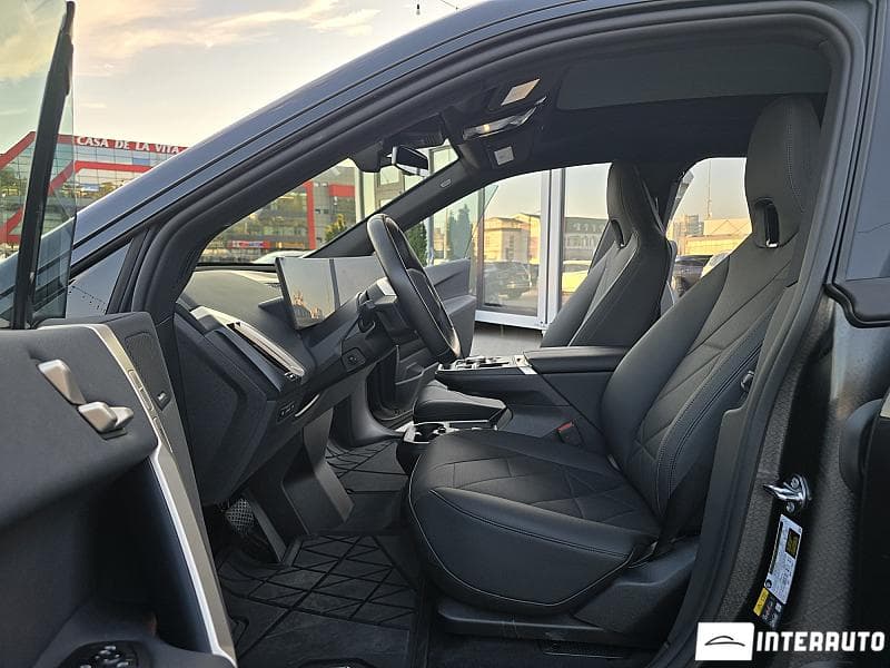 BMW iX xDrive50 2024 — Миниатюра 6