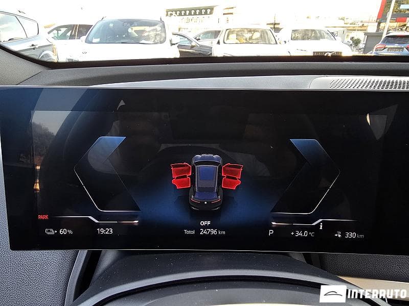 BMW iX xDrive50 2024 — Миниатюра 9