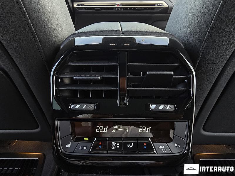 BMW iX xDrive50 2024 — Миниатюра 19