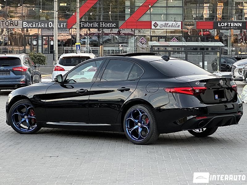 Alfa Romeo Giulia 2021 — Миниатюра 4