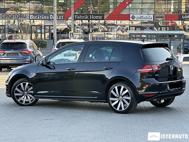 2015 Volkswagen Golf GTE — Miniatură 4
